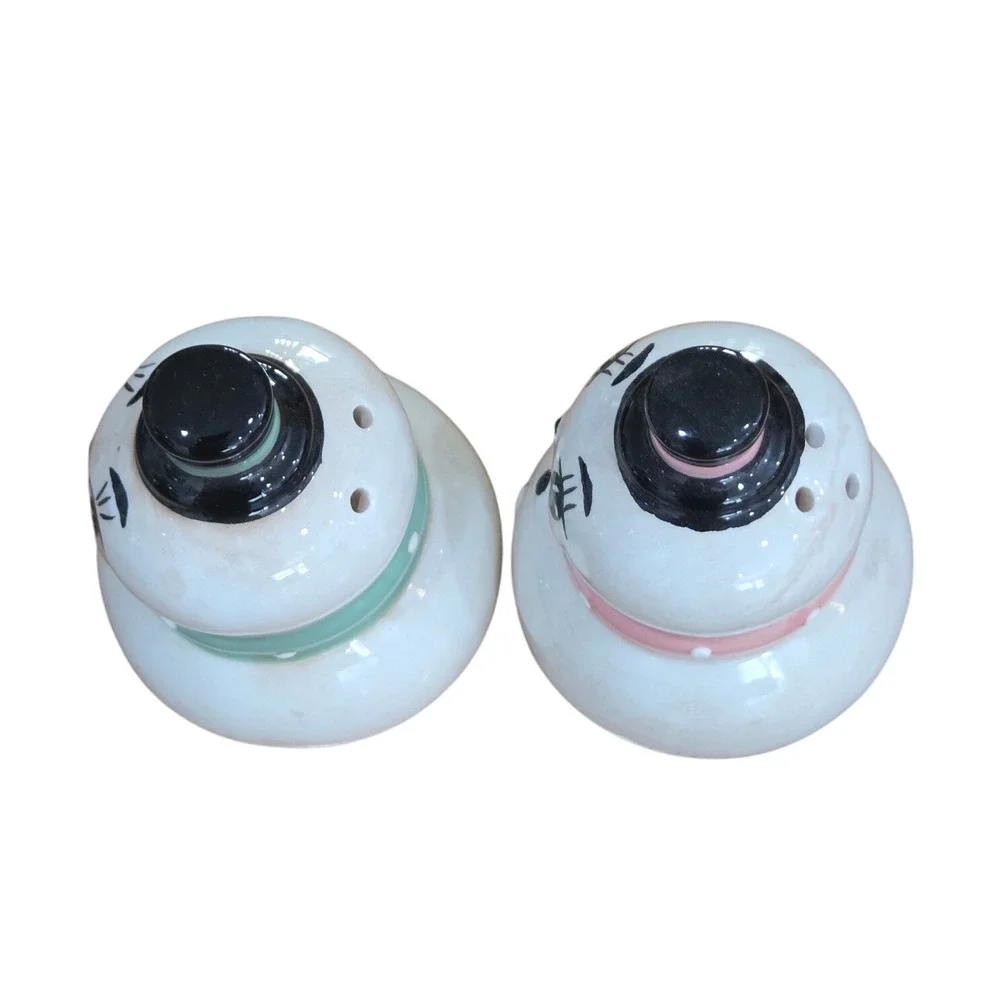 Johanna Parker Snowman Salt‎ & Pepper Shakers Ceramic Hats Scarves Table Decor